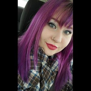 Meet your Posher, Haylie